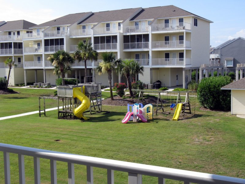 master1balcony1.jpg