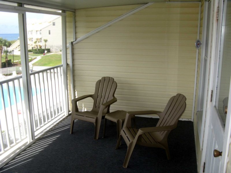 screenedporch2.jpg